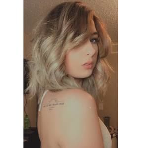 Meet your Posher, Kelli dawn